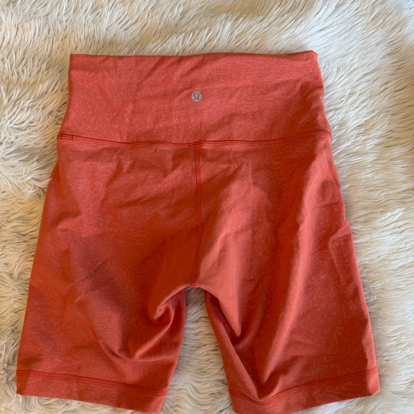 Lululemon Wunder Train High-Rise Short 8” - Picture 3 of 6